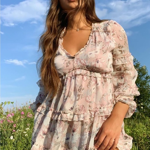 NWT SIZE M Fashion Nova Vintage Floral Rosie Mini Dress - Picture 1 of 5